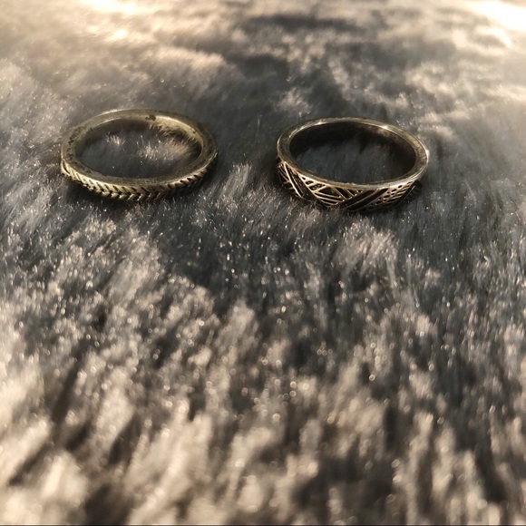 SOLD- 4 ring set bundle TOTAL STEAL!!! - Picture 5 of 5